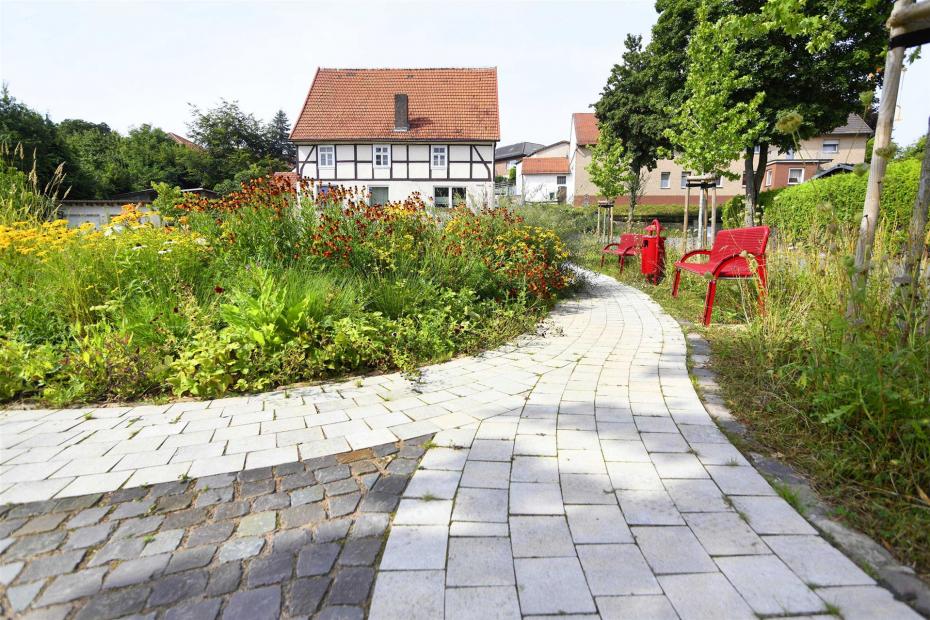 Manrode, Dorfbegegnungsplatz